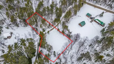 17 Short Dirt Rd, New Gloucester, ME 04260