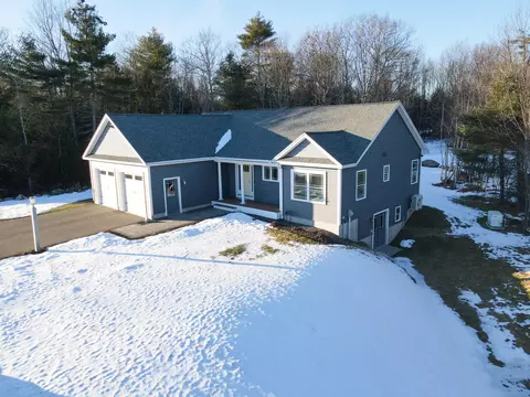 108 Oakwood Dr, Acton, ME 04001