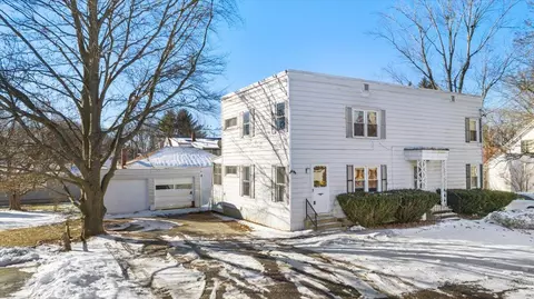 7 Green St, Lewiston, ME 04240