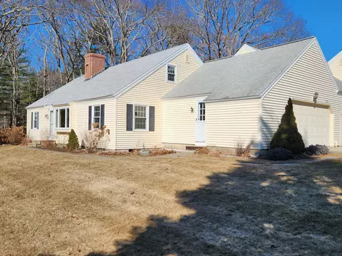 270 Meadowlark Village Ln #302, Ogunquit, ME 03907