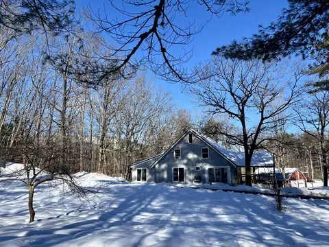25 Plumb Ln, Brownfield, ME 04010