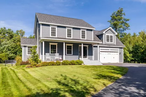 36 Freedom Rd, Scarborough, ME 04074