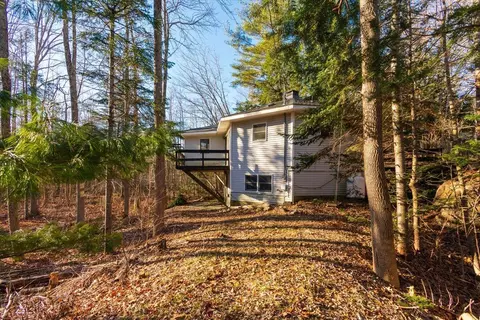 130 W Street Ext, Rockport, ME 04856