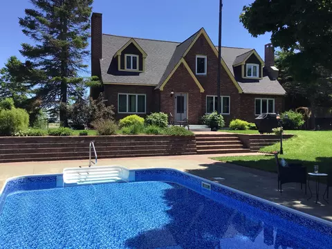 19 Montgomery Ave, Caribou, ME 04736