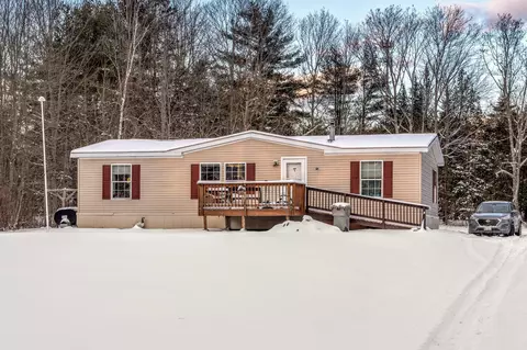1020 Main Rd, Eddington, ME 04428