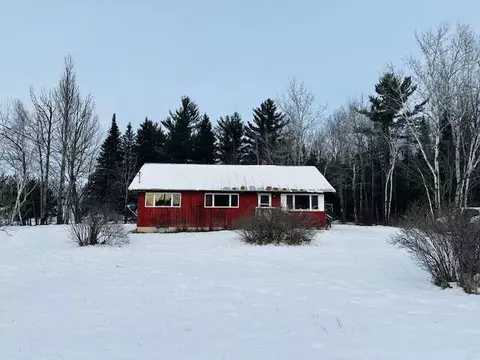 4 Birch St, Jackman, ME 04945