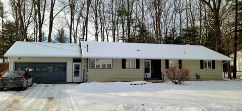 84 Sargent Dr, Old Town, ME 04468