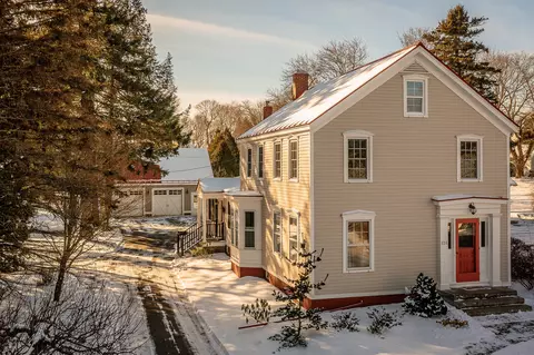 126 Limerock St, Rockland, ME 04841