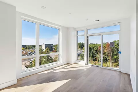 1 Wyeth Way #407, Falmouth, ME 04105