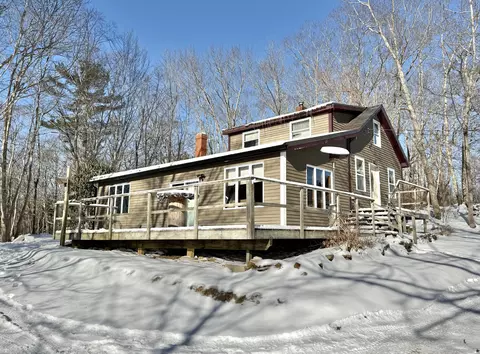 26 Nicholson Ave, Bucksport, ME 04416