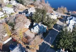 12 Pleasant Ave, Sanford, ME 04073