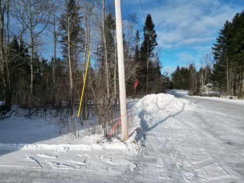 13 Emerson Dr, Lee, ME 04455