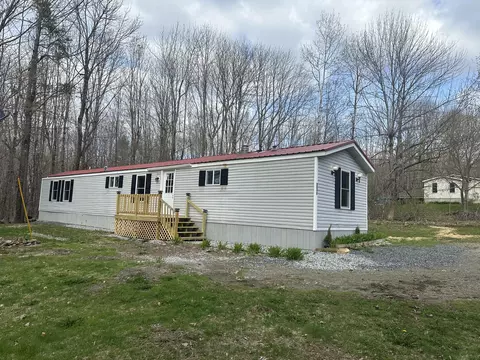334 Hannaford Hill Rd, Vassalboro, ME 04989