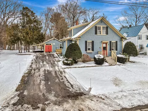 5 Pinehurst St, Augusta, ME 04330