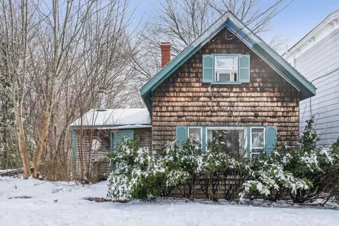 15 Harrison Ave, Saco, ME 04072