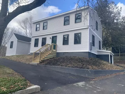 30 Kenduskeag Ave, Bangor, ME 04401