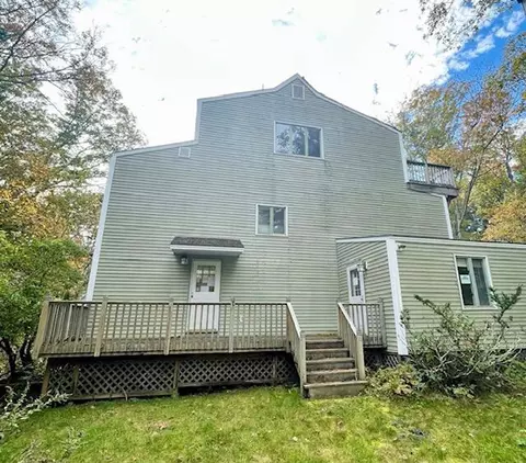 37 Stonewall Rd, Harpswell, ME 04079