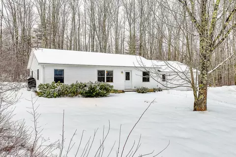 1099 Atlantic Hwy, Northport, ME 04849