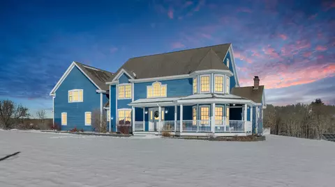626 Buzzell Rd, Dayton, ME 04005