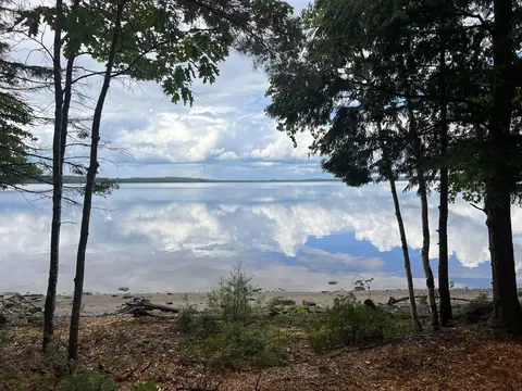 32 Jesses Beach Way, Ellsworth, ME 04605