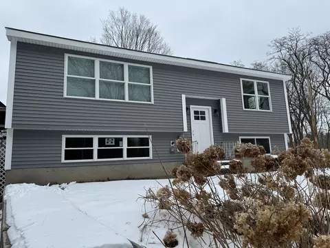 93 Ward Rd, Windham, ME 04062