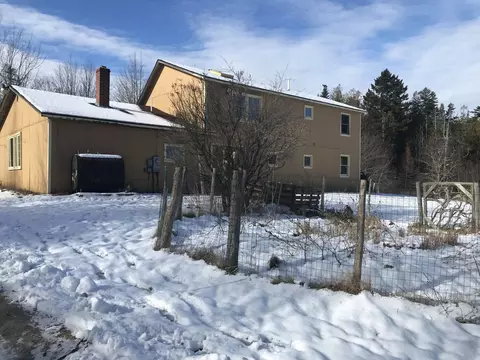 49 Backfield Rd, Tremont, ME 04674