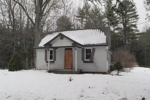 587 Meadow Rd, Casco, ME 04015