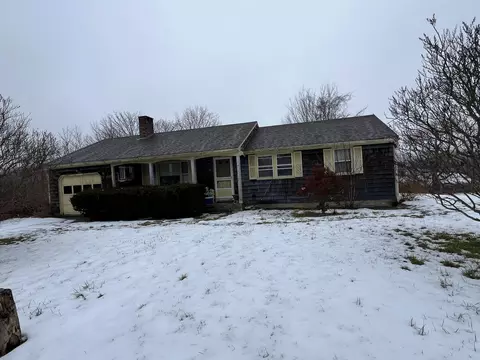 41 Sunset St, Thomaston, ME 04861