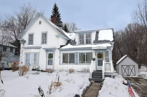 13 Paul St, Dover Foxcroft, ME 04426