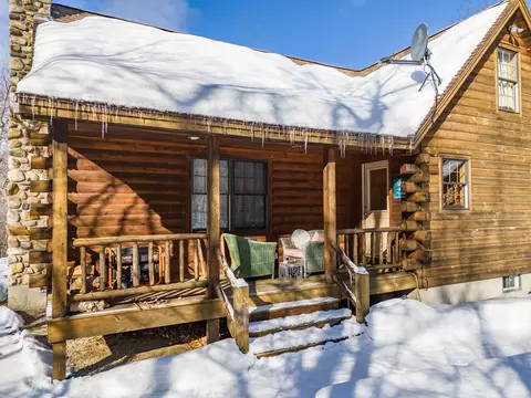 97 S Pond Shores Ln, Greenwood, ME 04255