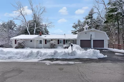 15 Farview Dr, Sanford, ME 04073