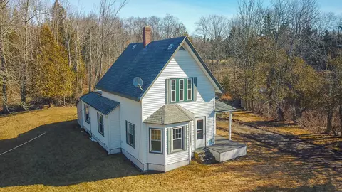 255 Mill Creek Rd, Islesboro, ME 04848