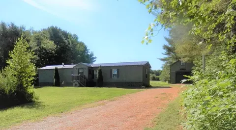 172 Augusta Rd, Belmont, ME 04952