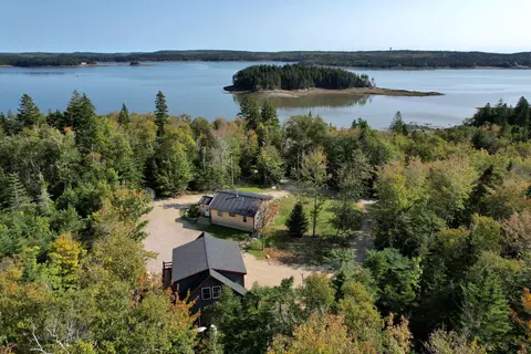751 Duck Cove Rd, Roque Bluffs, ME 04654