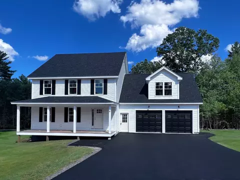 6 Totem Pines Dr, Hollis, ME 04042