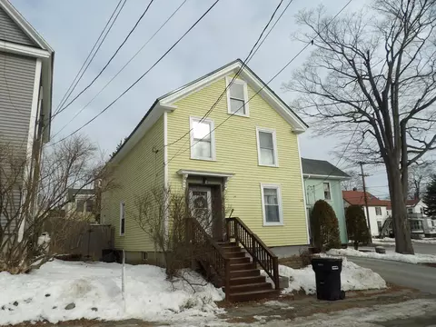 54 Blackstone St, Bangor, ME 04401