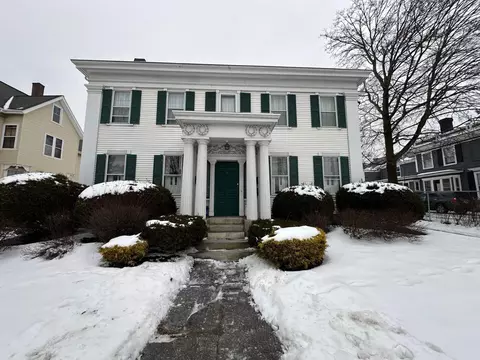 157 Broadway, Bangor, ME 04401