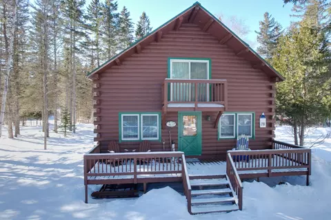 78 Ski Loop Rd, Kingfield, ME 04947