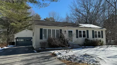 109 Kennebunk Pond Rd, Lyman, ME 04002