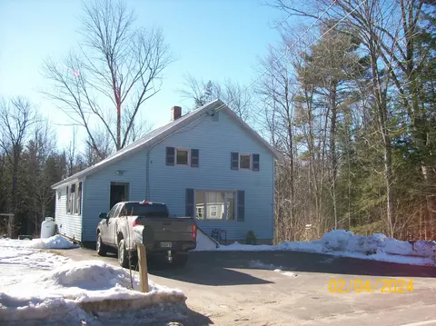 721 Parker Farm Rd, Buxton, ME 04093