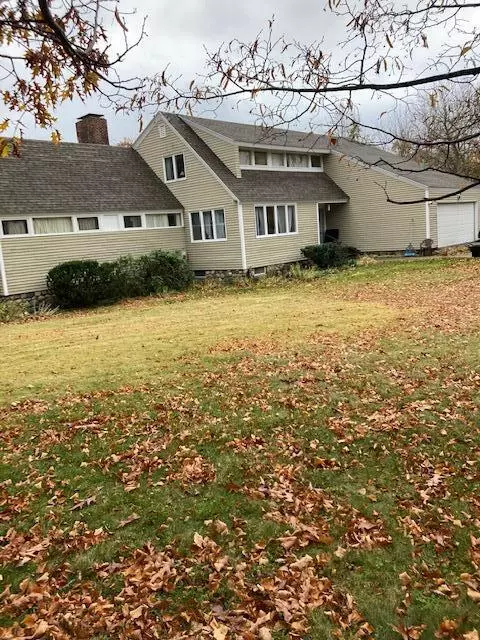 625 Castine Rd, Castine, ME 04421