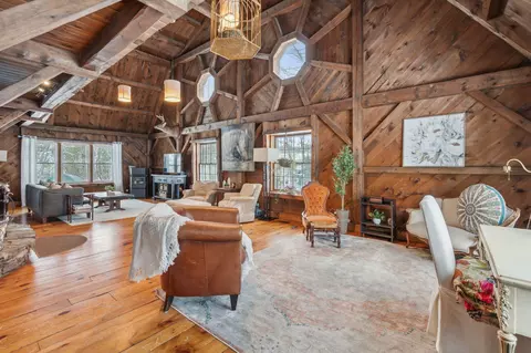 103 Thyngs Mill Rd, Waterboro, ME 04061