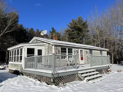 684 Ellsworth Rd, Blue Hill, ME 04614