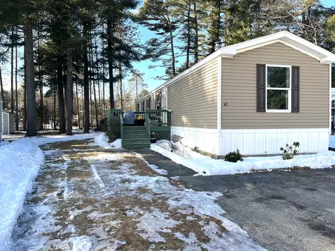 43 Franklin Pkwy, Brunswick, ME 04011