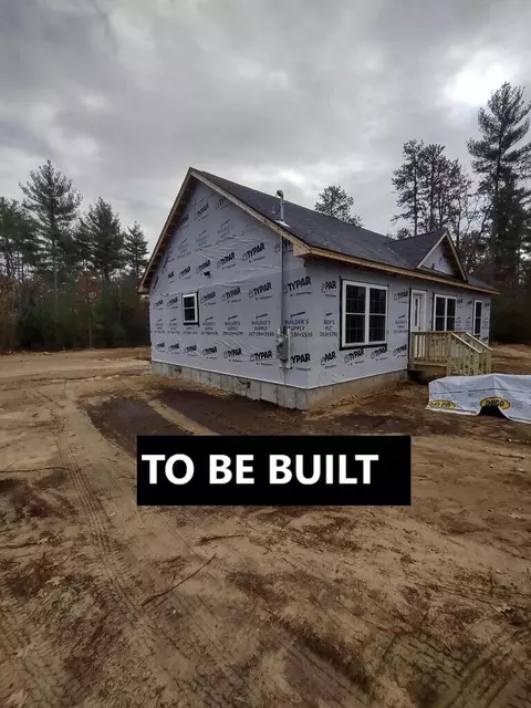 51 Stuarts Ln, Hollis, ME 04042