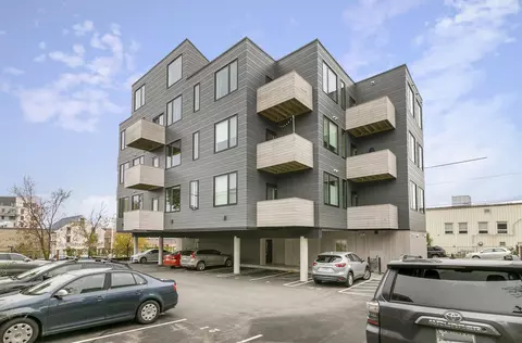 60 Parris St #407, Portland, ME 04101
