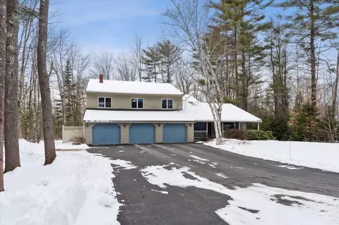 49 Weatherly Pl, Auburn, ME 04210
