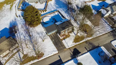11 Lawn Ave, Cumberland, ME 04021