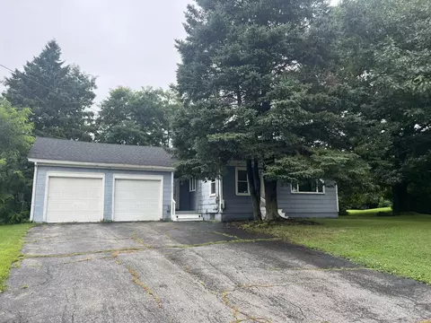 209 Skowhegan Rd, Fairfield, ME 04937