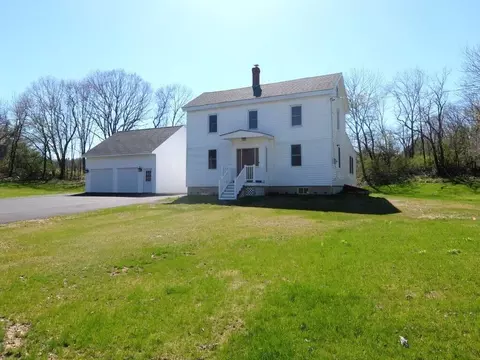 192 Gray Rd, Falmouth, ME 04105